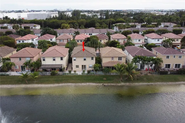 $5,950 | 11287 Northwest 43rd Terrace, Doral, FL 33178