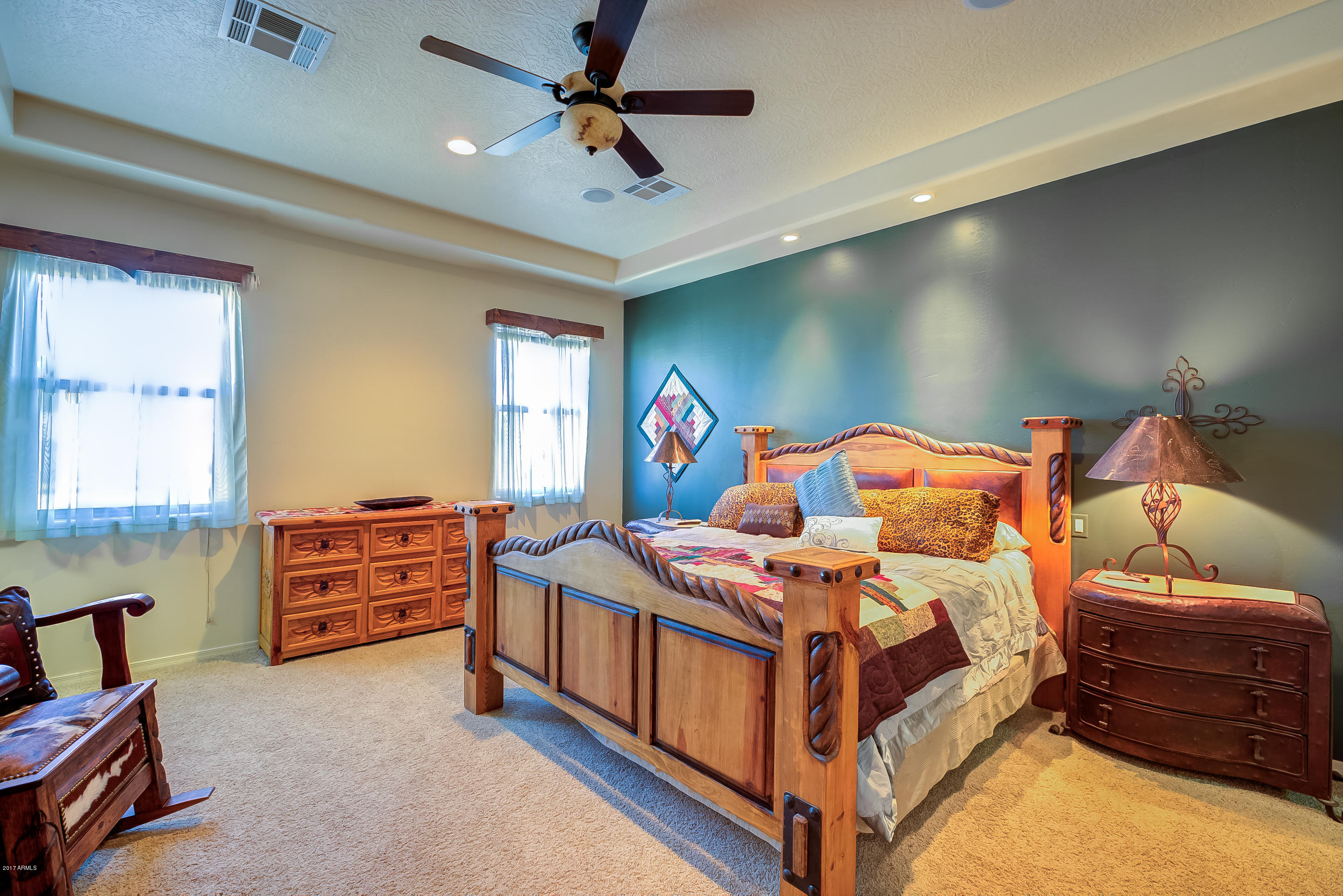 1017 East Maddock Road Phoenix, AZ 85086 - Photo 14 of 28 OLI-18