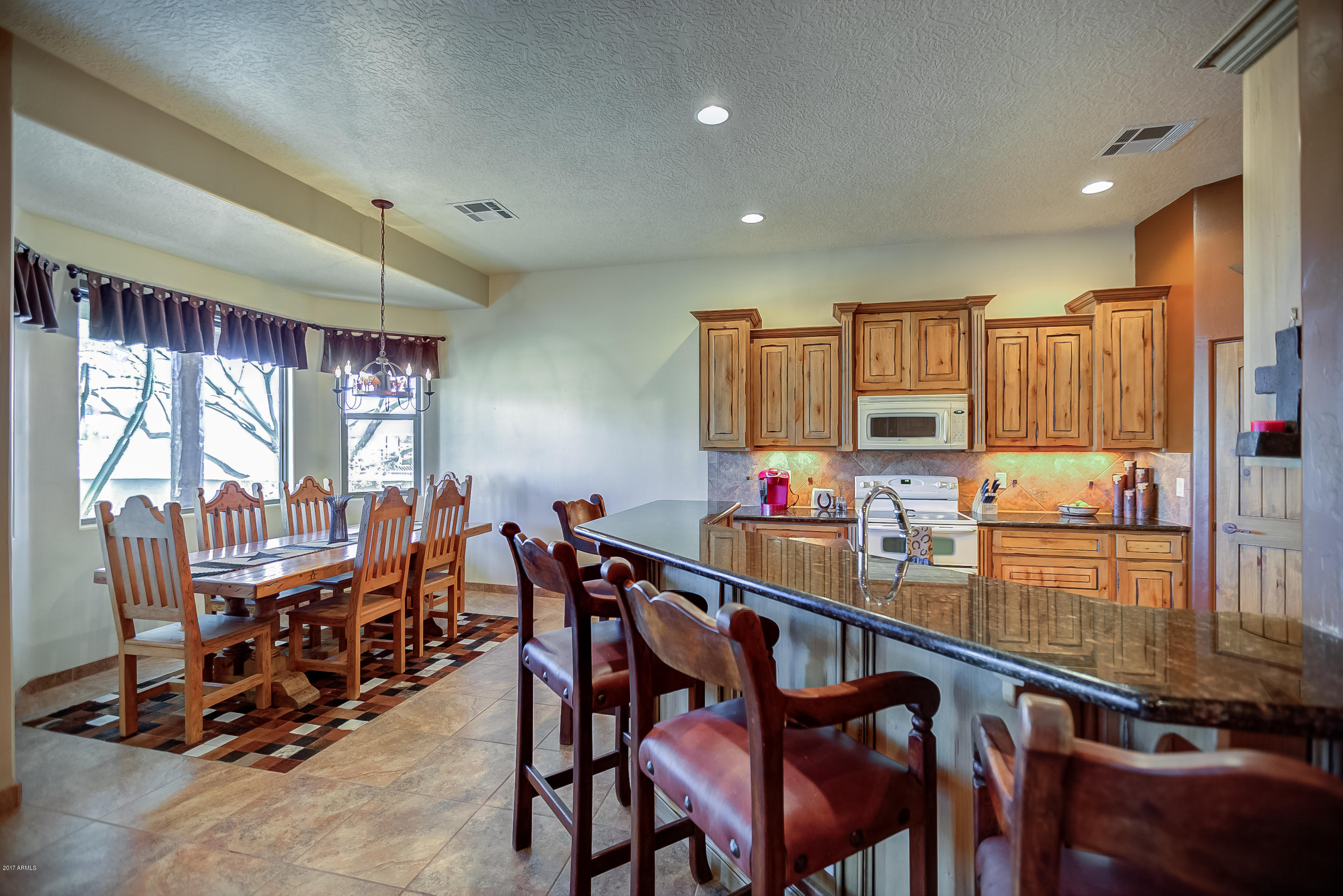 1017 East Maddock Road Phoenix, AZ 85086 - Photo 6 of 28 OLI-4
