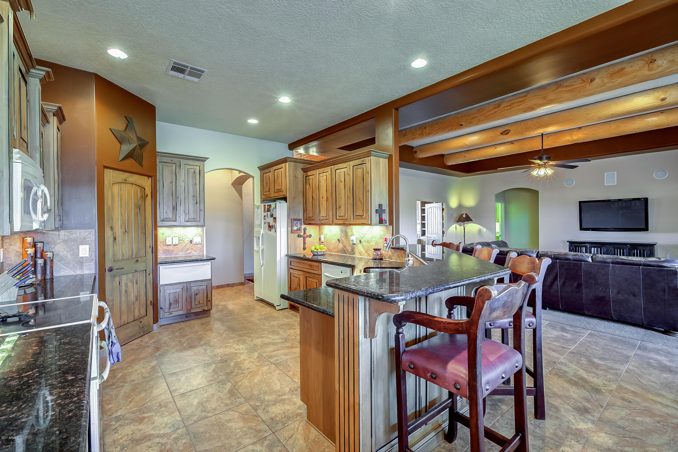 1017 East Maddock Road Phoenix, AZ 85086 - Photo 7 of 28 OLI-5