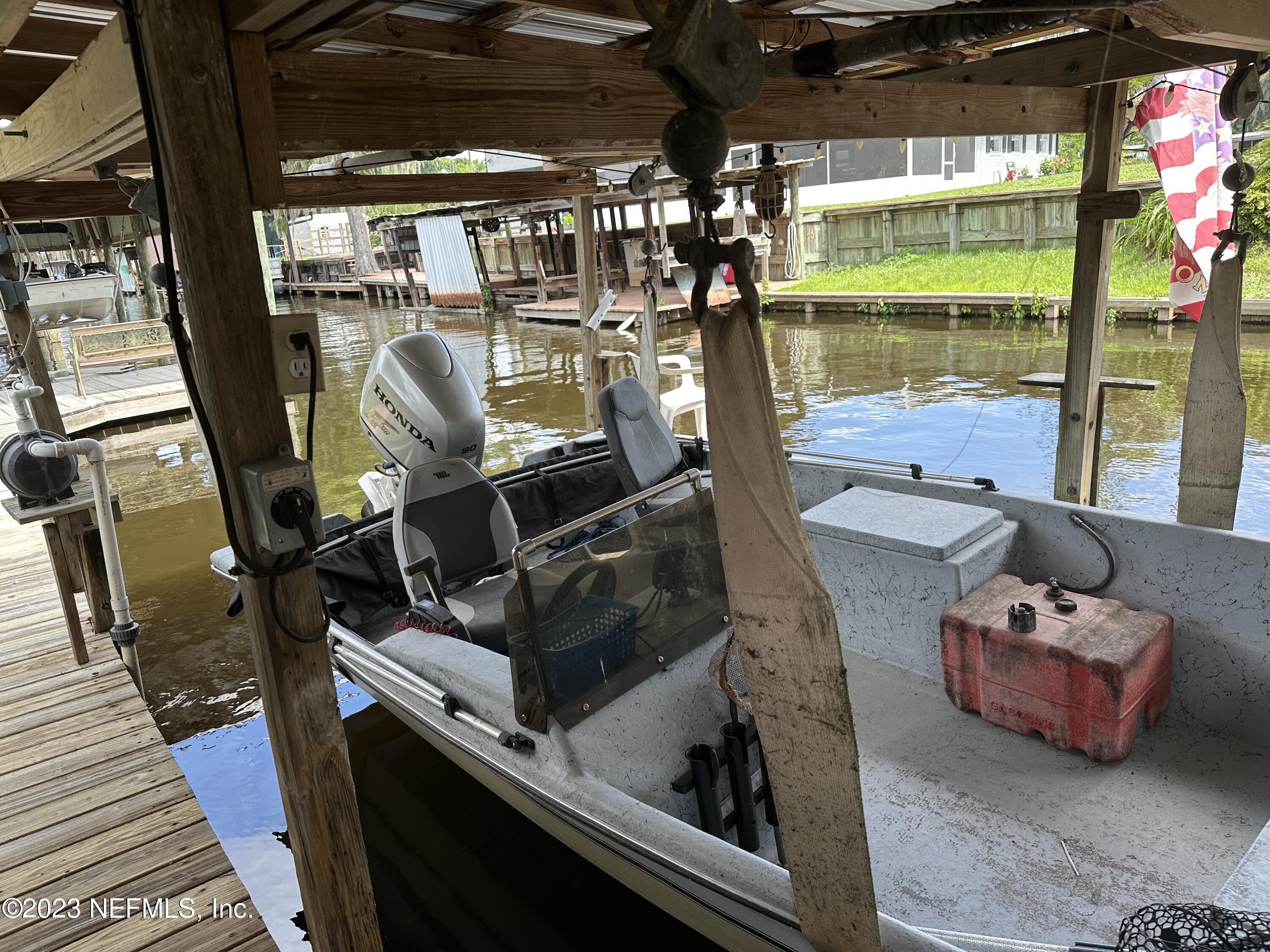 108 Jimmie Road Crescent City, FL 32112 - Photo 11 of 30 Boat