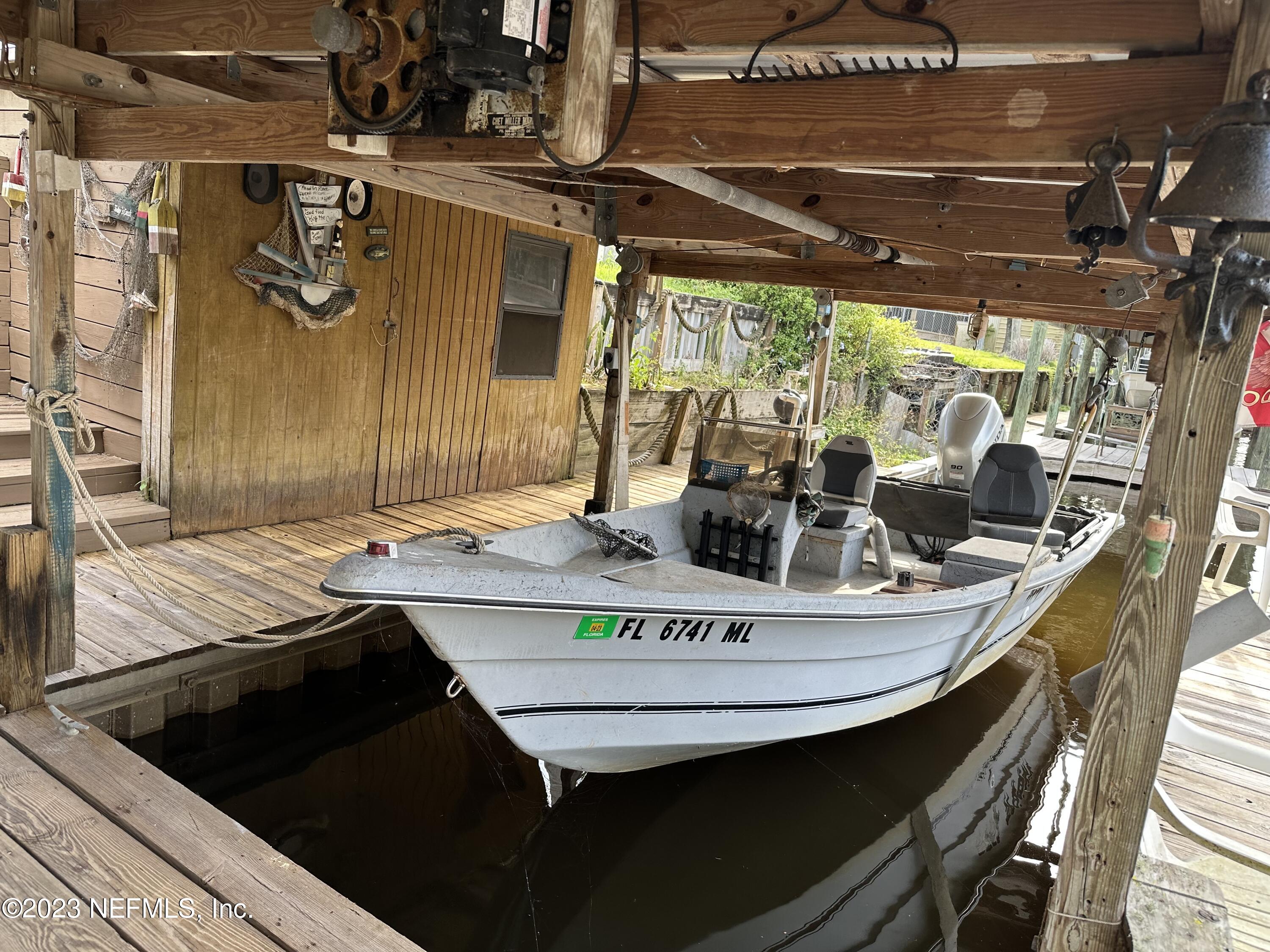 108 Jimmie Road Crescent City, FL 32112 - Photo 8 of 30 Boat