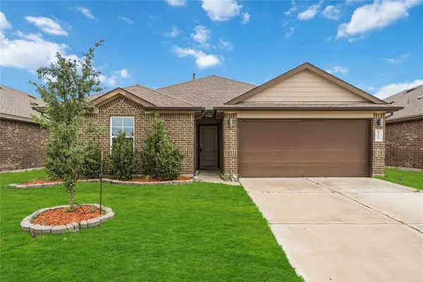 $1,950 | 8127 Molasses Way, Rosharon, TX 77583