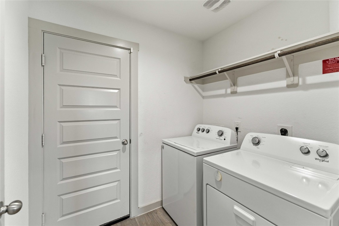 8127 Molasses Way Rosharon, TX 77583 - Photo 22 of 24