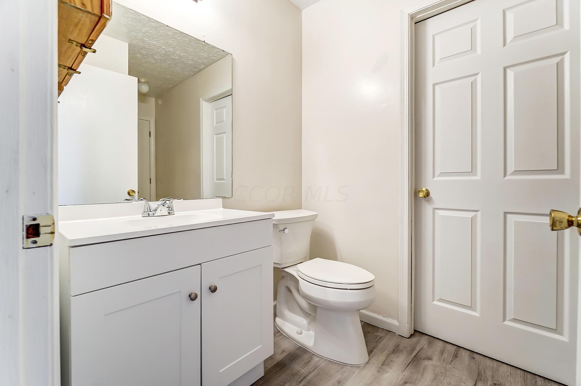 2711 Home Road Grove City, OH 43123 - Photo 42 of 48 037