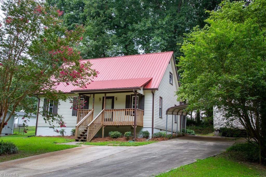 317 Staplewood Road Lexington, NC 27295 - Photo 2 of 34 Gallery Image 2