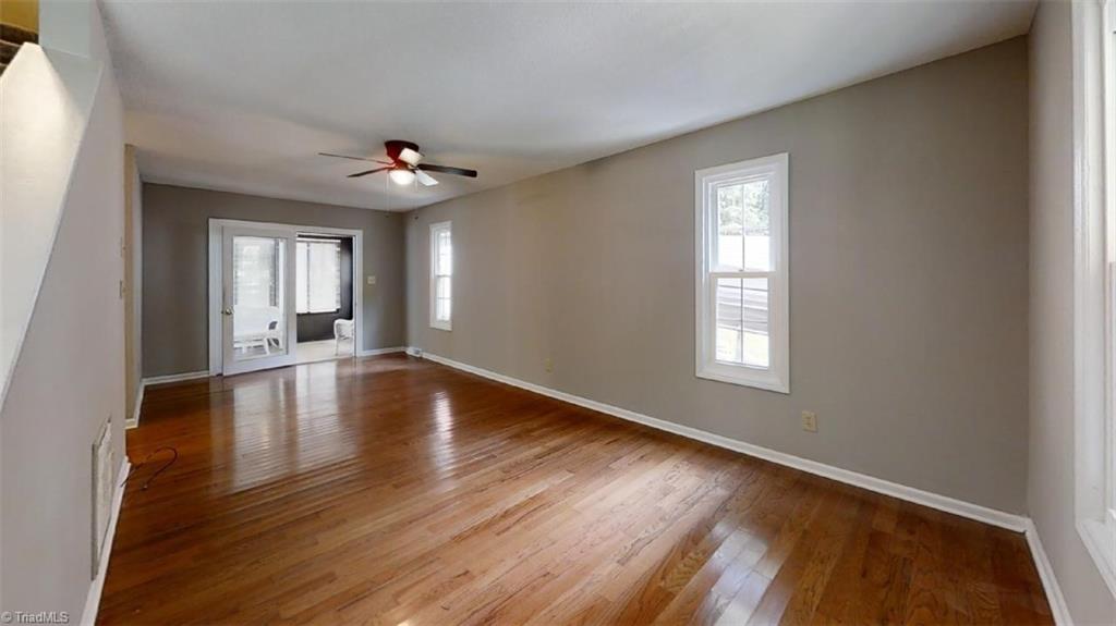 317 Staplewood Road Lexington, NC 27295 - Photo 6 of 34 Great Room