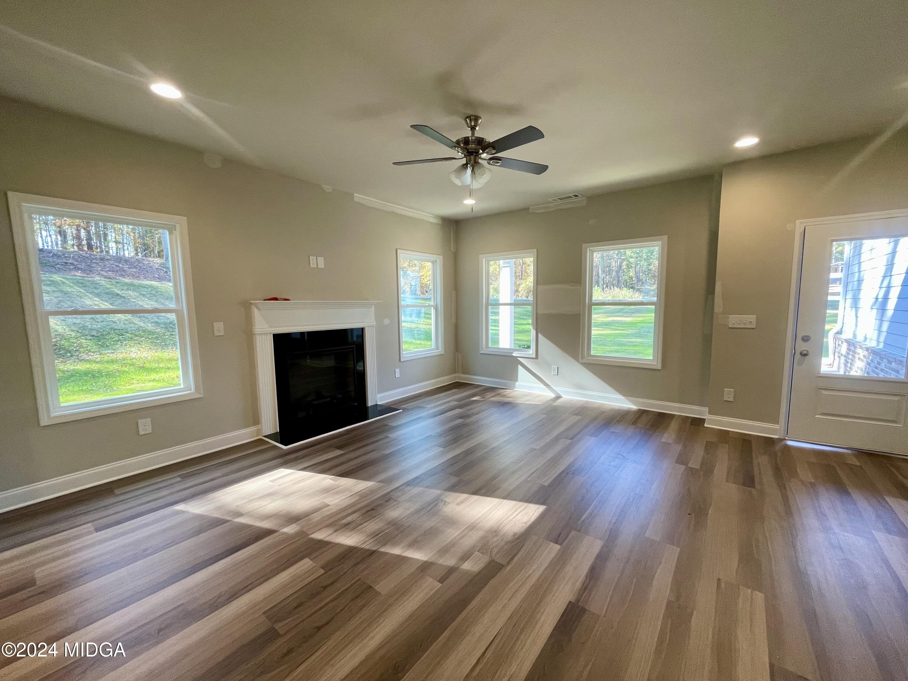 133 Strickland Loop Forsyth, GA 31029 - Photo 2 of 7 IMG_6881