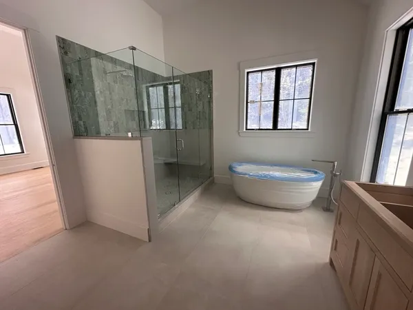 $3,450,000 | Lot 29 Hartford Street, Dover, MA 02030