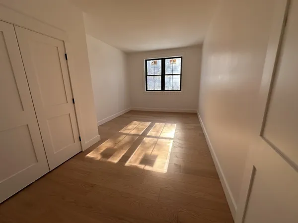 $3,450,000 | Lot 29 Hartford Street, Dover, MA 02030