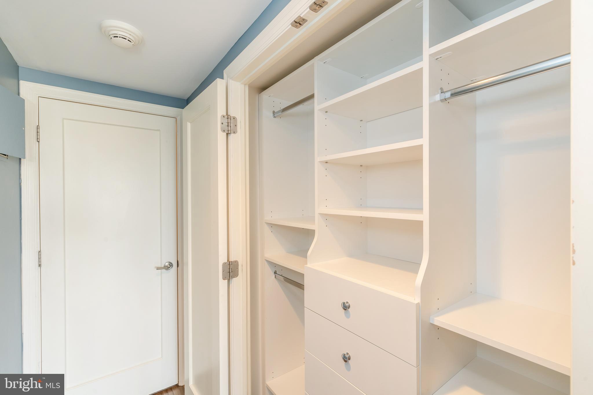 202 West Rittenhouse Square, Unit 1708 Philadelphia, PA 19103 - Photo 27 of 53