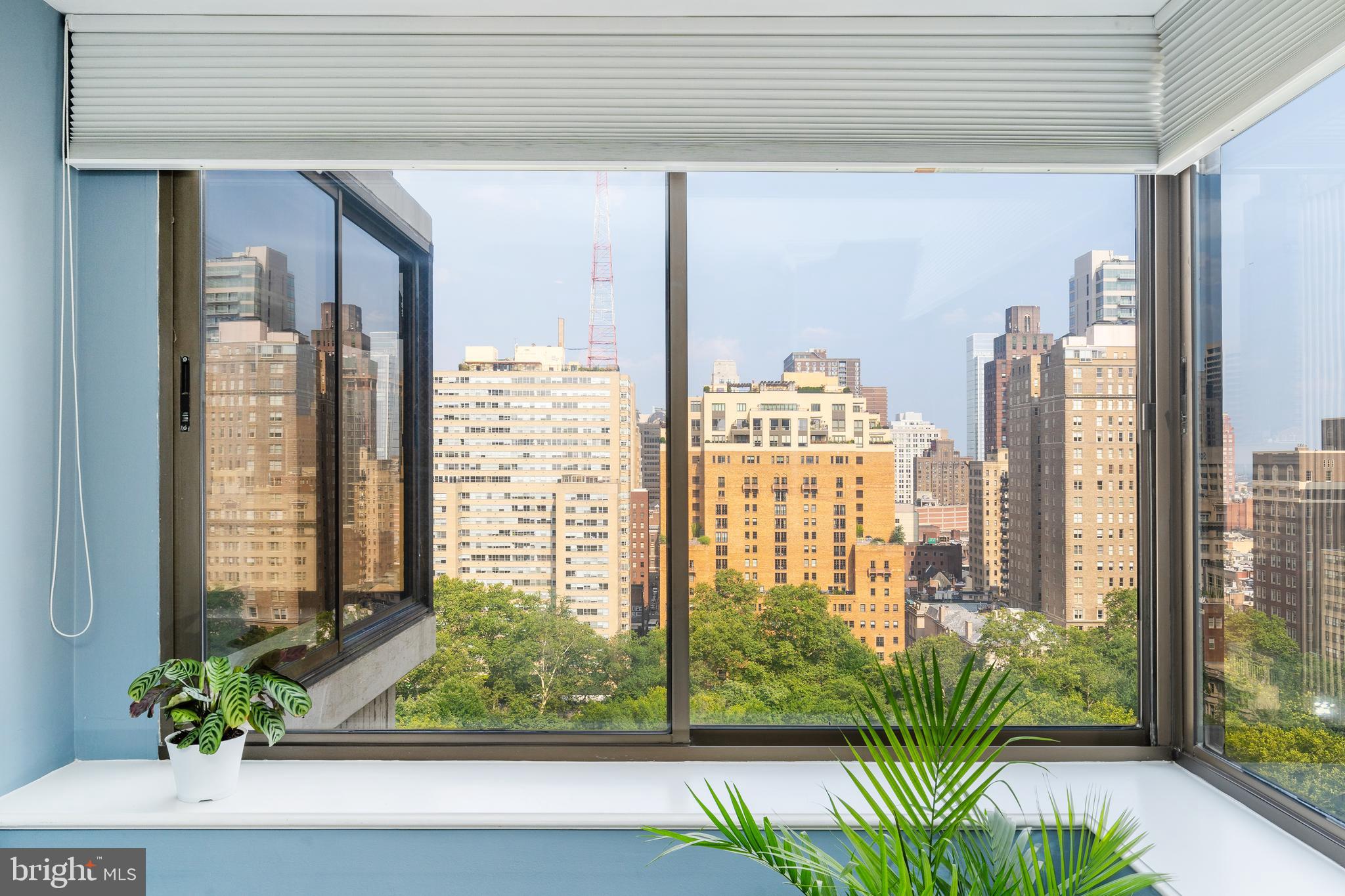 202 West Rittenhouse Square, Unit 1708 Philadelphia, PA 19103 - Photo 29 of 53