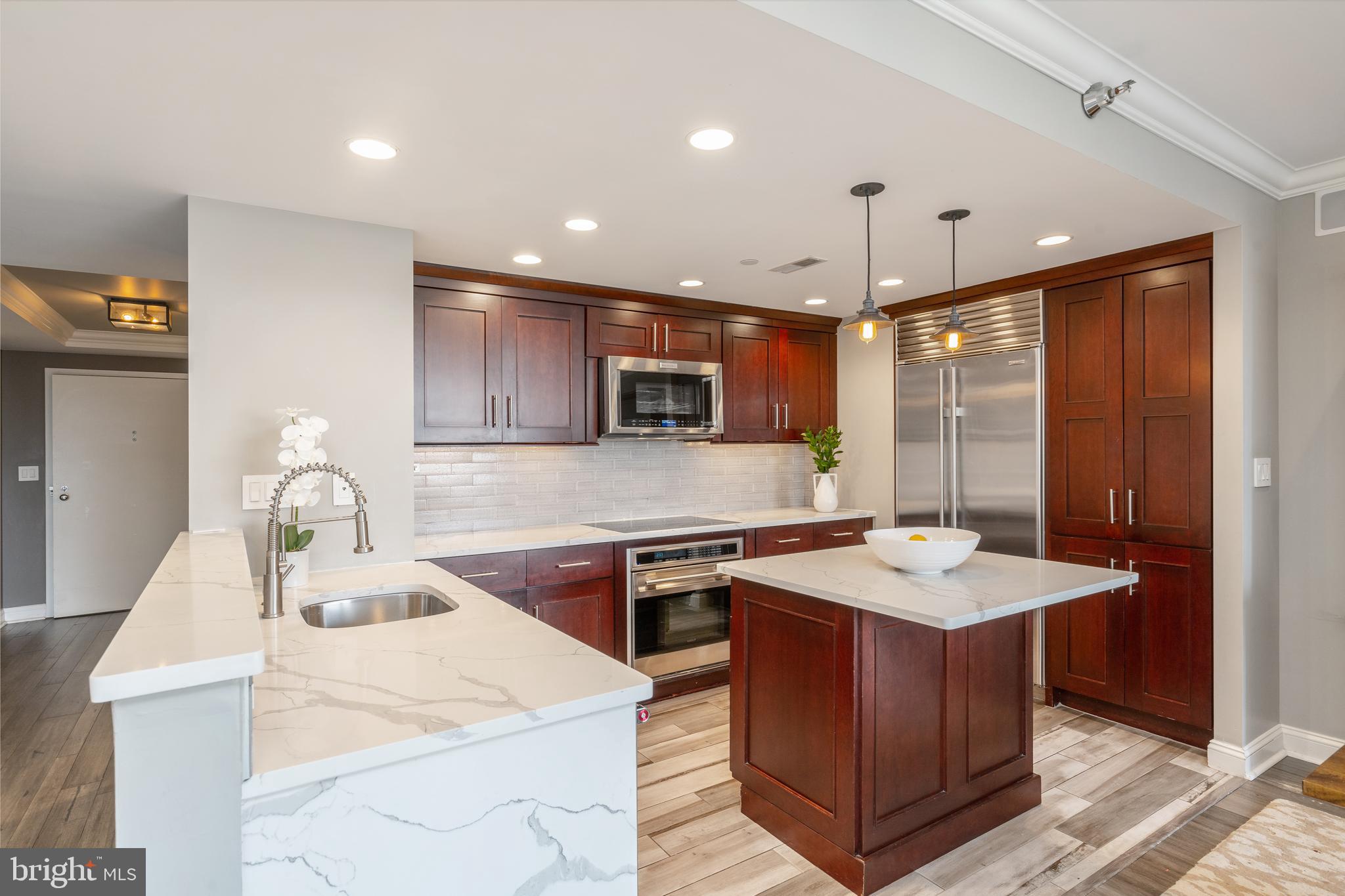 202 West Rittenhouse Square, Unit 1708 Philadelphia, PA 19103 - Photo 9 of 53