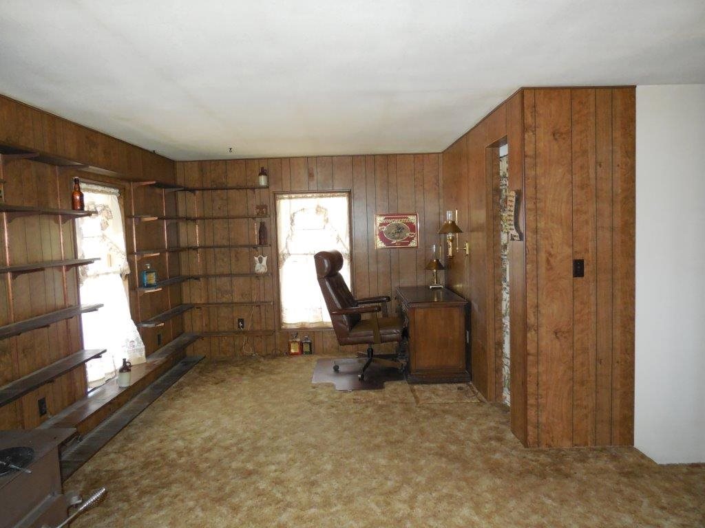 3060 A Chevelon Road Overgaard, AZ 85933 - Photo 6 of 14 a view of workspace