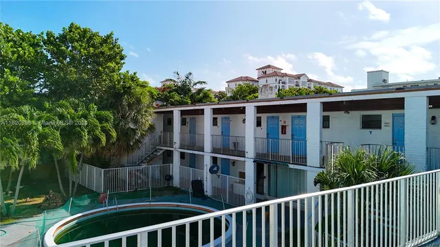 $6,800,000 | 115 Inlet Way, Palm Beach Shores, FL 33404