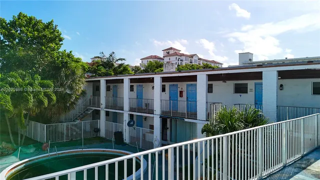 $6,800,000 | 115 Inlet Way, Palm Beach Shores, FL 33404