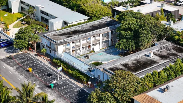 $6,800,000 | 115 Inlet Way, Palm Beach Shores, FL 33404