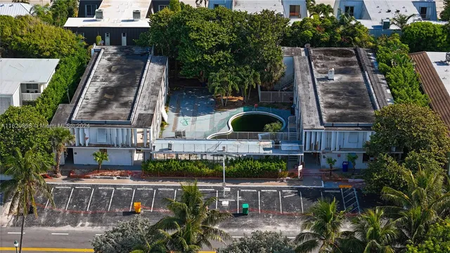 $6,800,000 | 115 Inlet Way, Palm Beach Shores, FL 33404