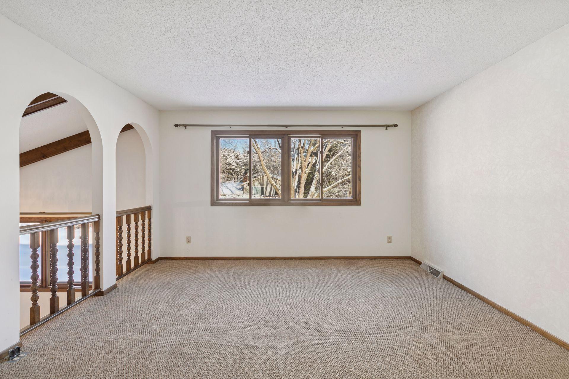 649 Randy Avenue Shoreview, MN 55126 - Photo 5 of 15 Gallery Image 5
