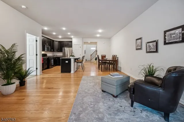 $785,000 | 5 Albert Court, Randolph, NJ 07869