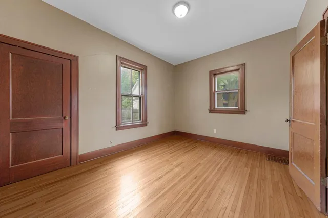 $199,900 | 421 South Oak Avenue, Owatonna, MN 55060