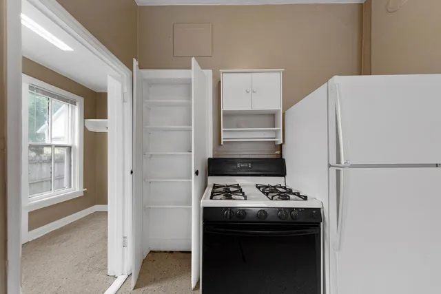 $199,900 | 421 South Oak Avenue, Owatonna, MN 55060