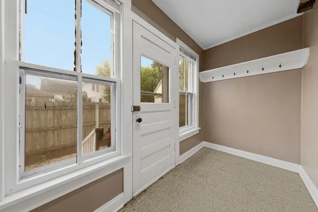 $199,900 | 421 South Oak Avenue, Owatonna, MN 55060