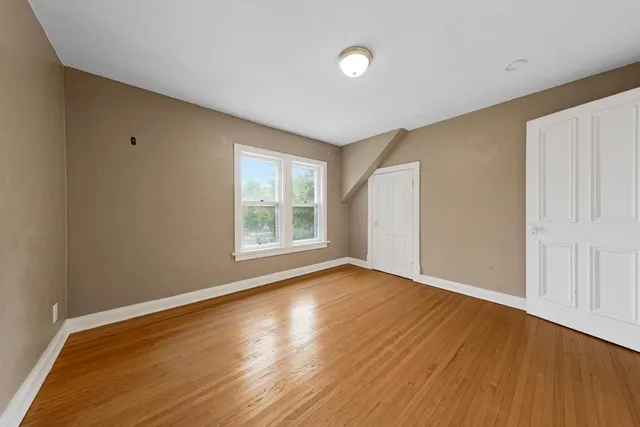 $199,900 | 421 South Oak Avenue, Owatonna, MN 55060