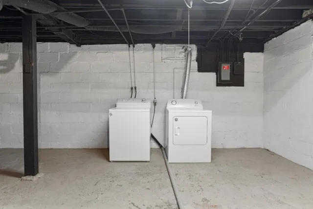 $199,900 | 421 South Oak Avenue, Owatonna, MN 55060