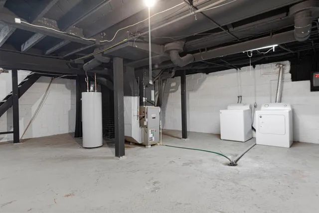 $199,900 | 421 South Oak Avenue, Owatonna, MN 55060