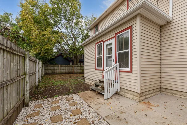 $199,900 | 421 South Oak Avenue, Owatonna, MN 55060