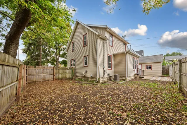 $199,900 | 421 South Oak Avenue, Owatonna, MN 55060