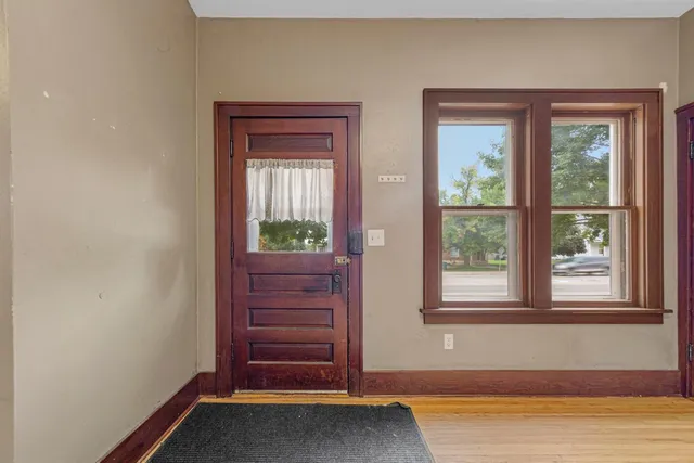 $199,900 | 421 South Oak Avenue, Owatonna, MN 55060