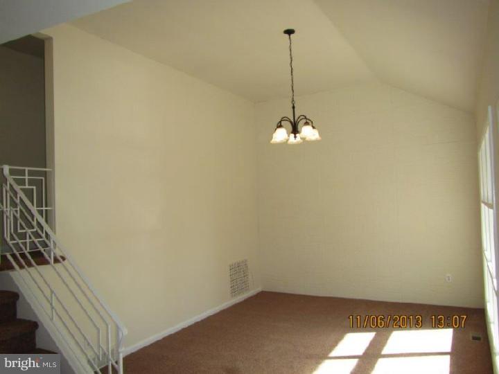 701 Spruce Road Warminster, PA 18974 - Photo 2 of 25 Living Room