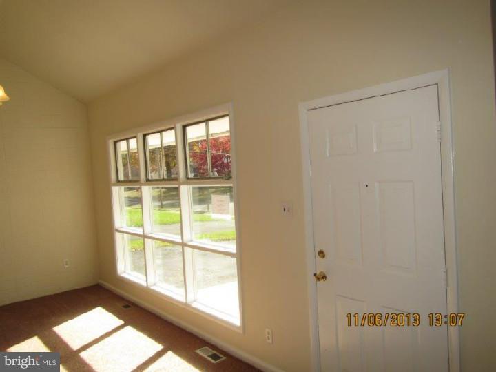 701 Spruce Road Warminster, PA 18974 - Photo 3 of 25 Living Room
