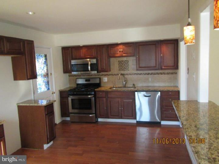 701 Spruce Road Warminster, PA 18974 - Photo 8 of 25 Kitchen