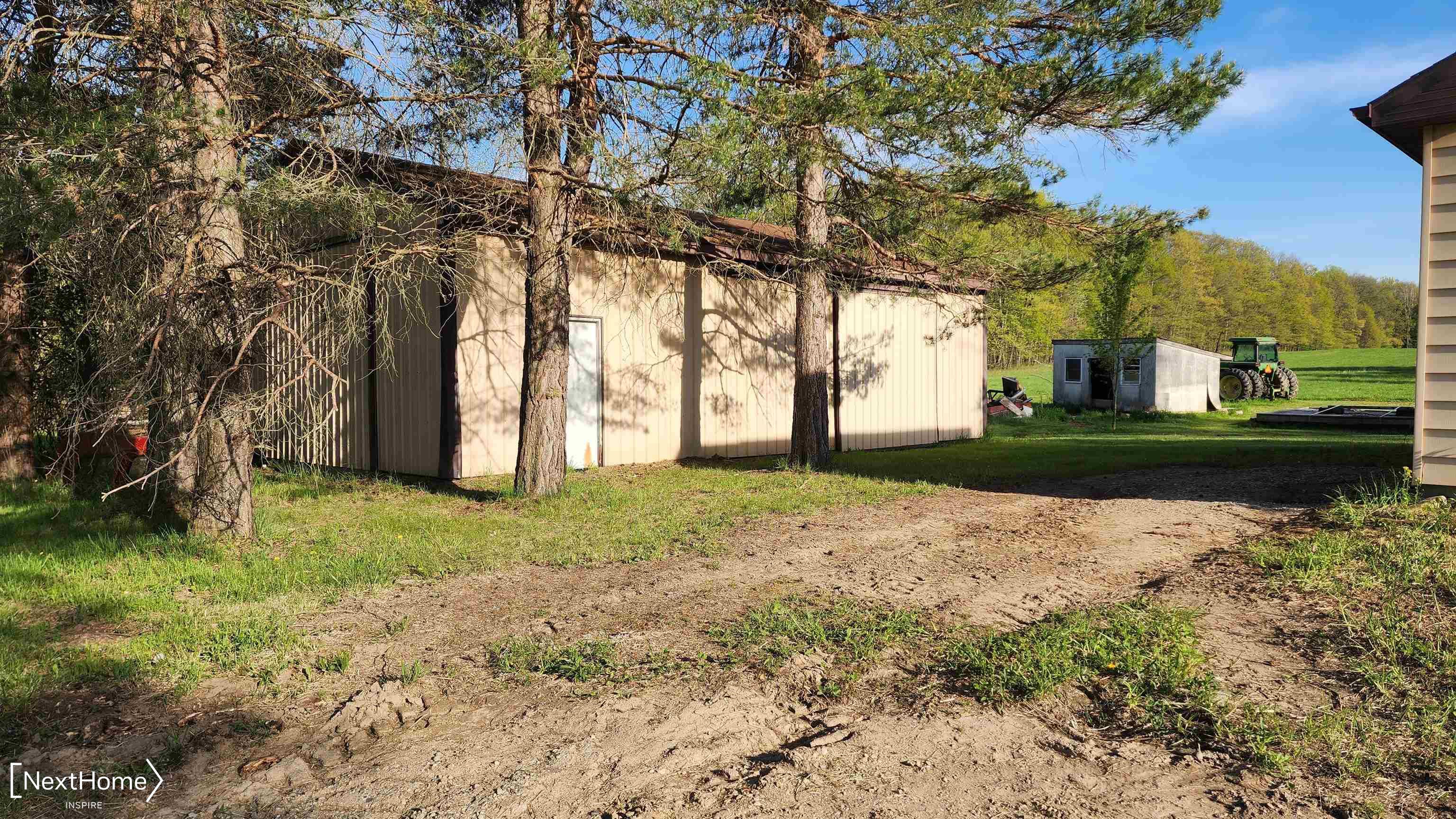 8285 Whitney Road Gaines, MI 48436 - Photo 10 of 17 50102264-9.JPG