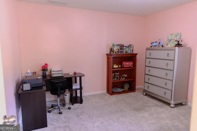 a view of entryway and hall