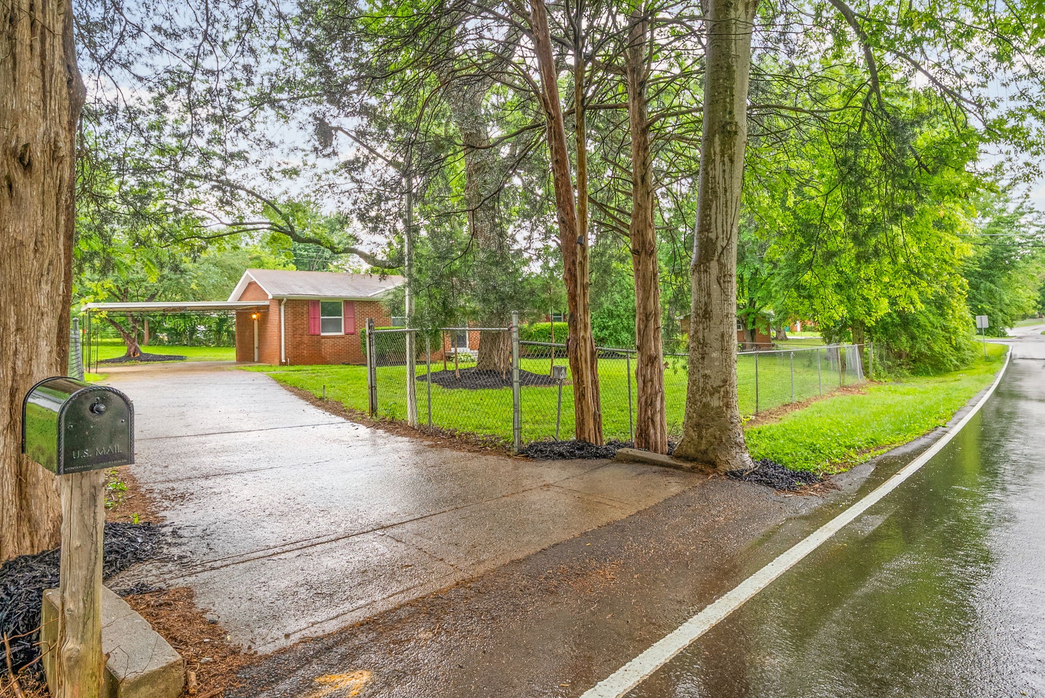203 Jordan Road Clarksville, TN 37042 - Photo 7 of 30