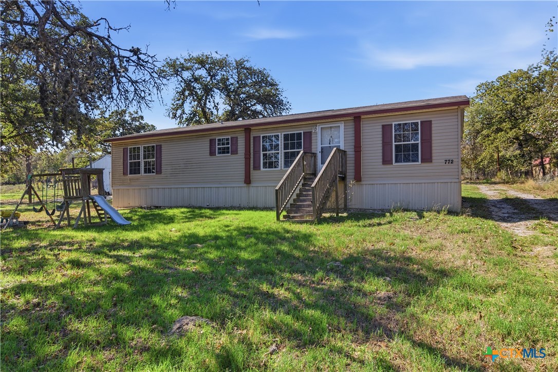 780 Oak Tree Road Seguin, TX 78155 - Photo 1 of 40 Gallery Image 1