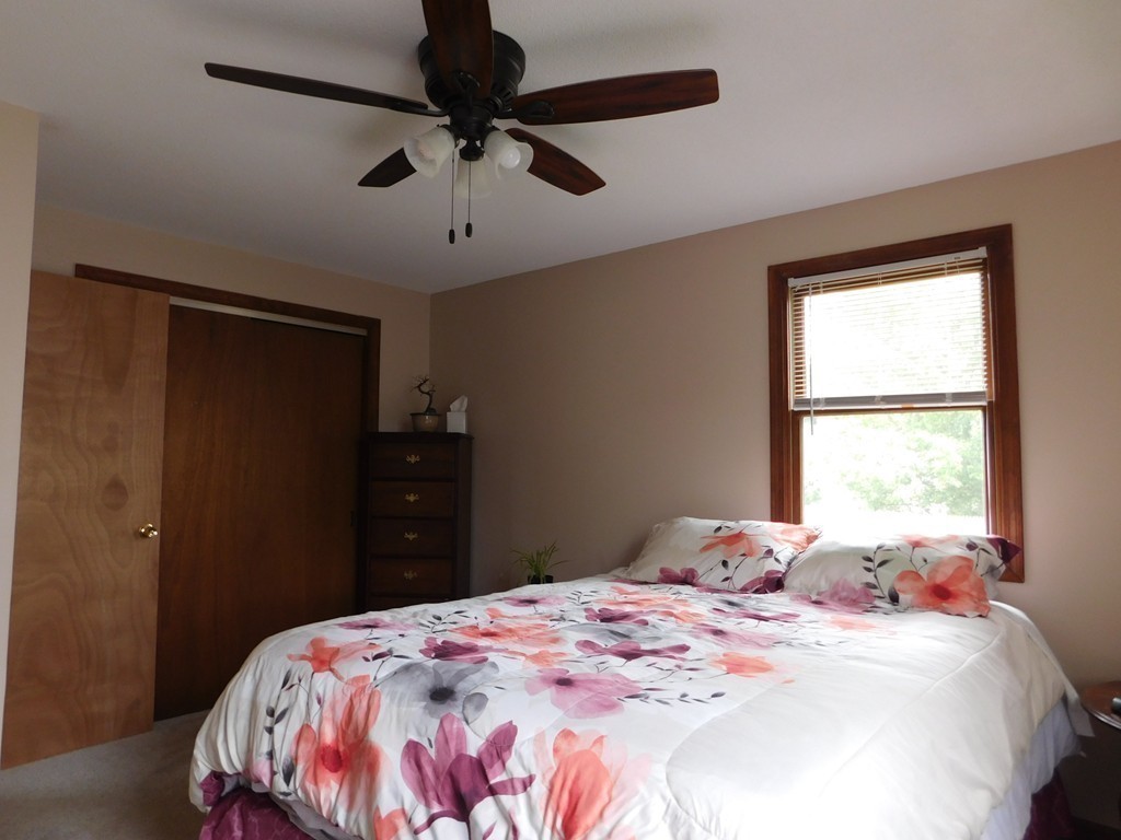 126 Starling Road Springfield, MA 01119 - Photo 12 of 26