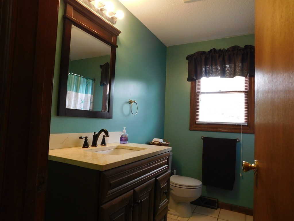 126 Starling Road Springfield, MA 01119 - Photo 15 of 26