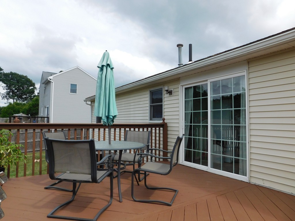 126 Starling Road Springfield, MA 01119 - Photo 10 of 26