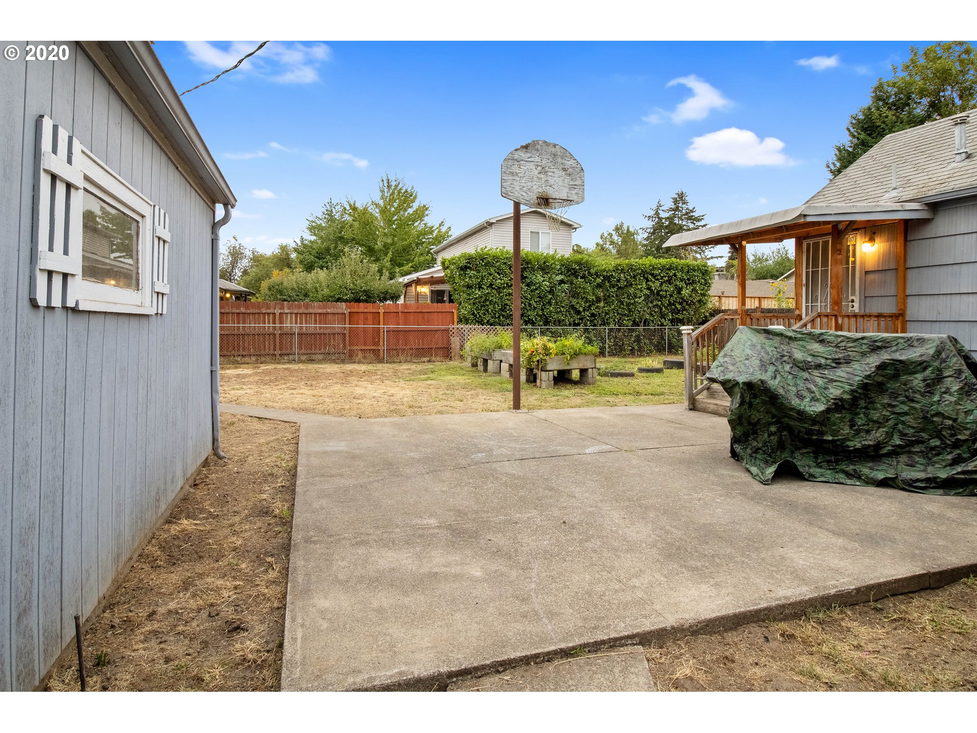 2440 Cal Young Road Eugene, OR 97401 - Photo 23 of 28 Gallery Image 23