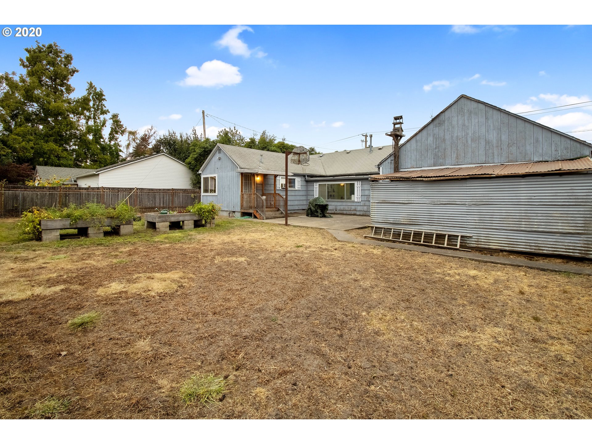 2440 Cal Young Road Eugene, OR 97401 - Photo 26 of 28 Gallery Image 26
