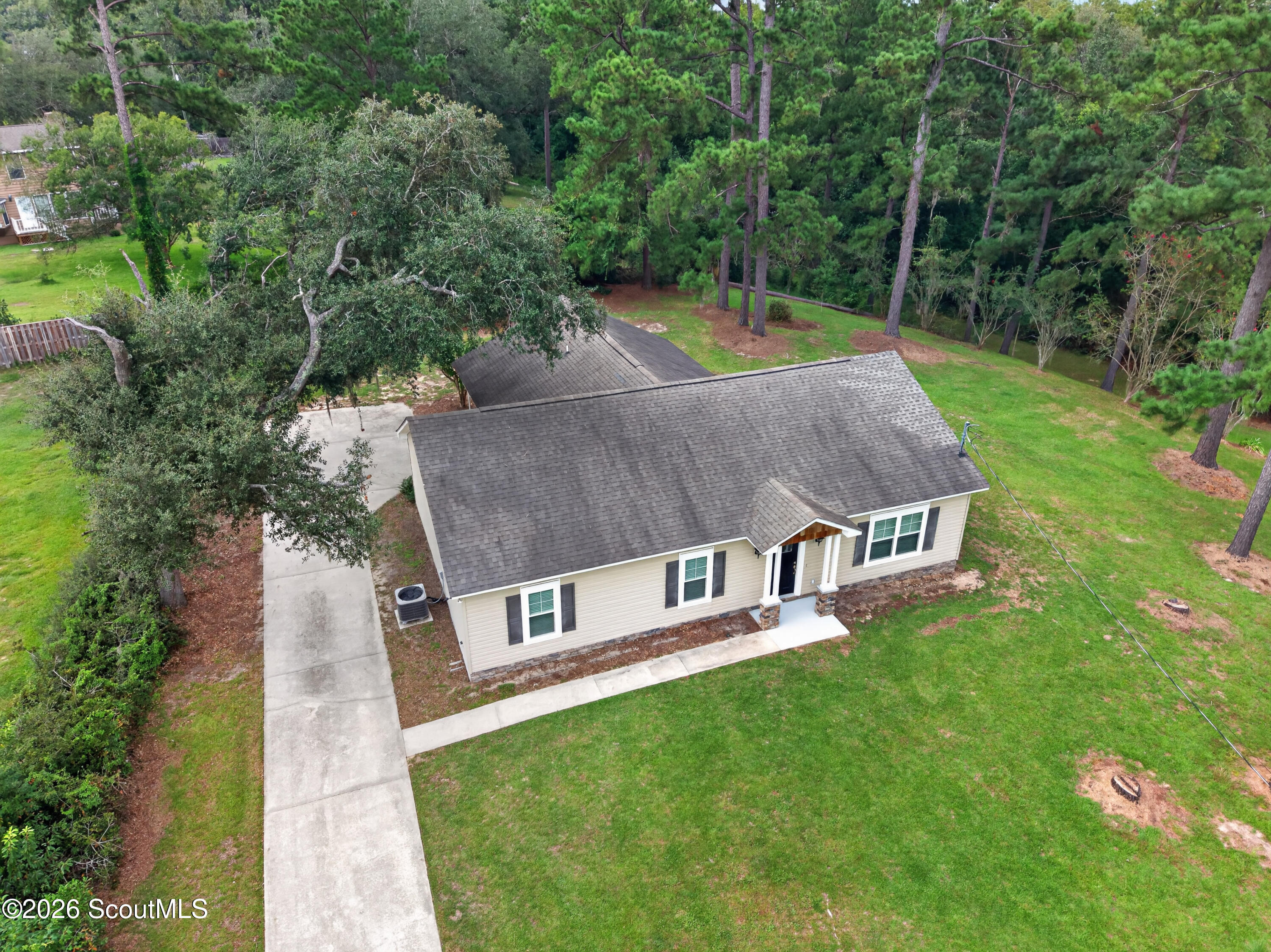 35 Creek Road Douglas, GA 31533 - Photo 4 of 28 IMG_9946