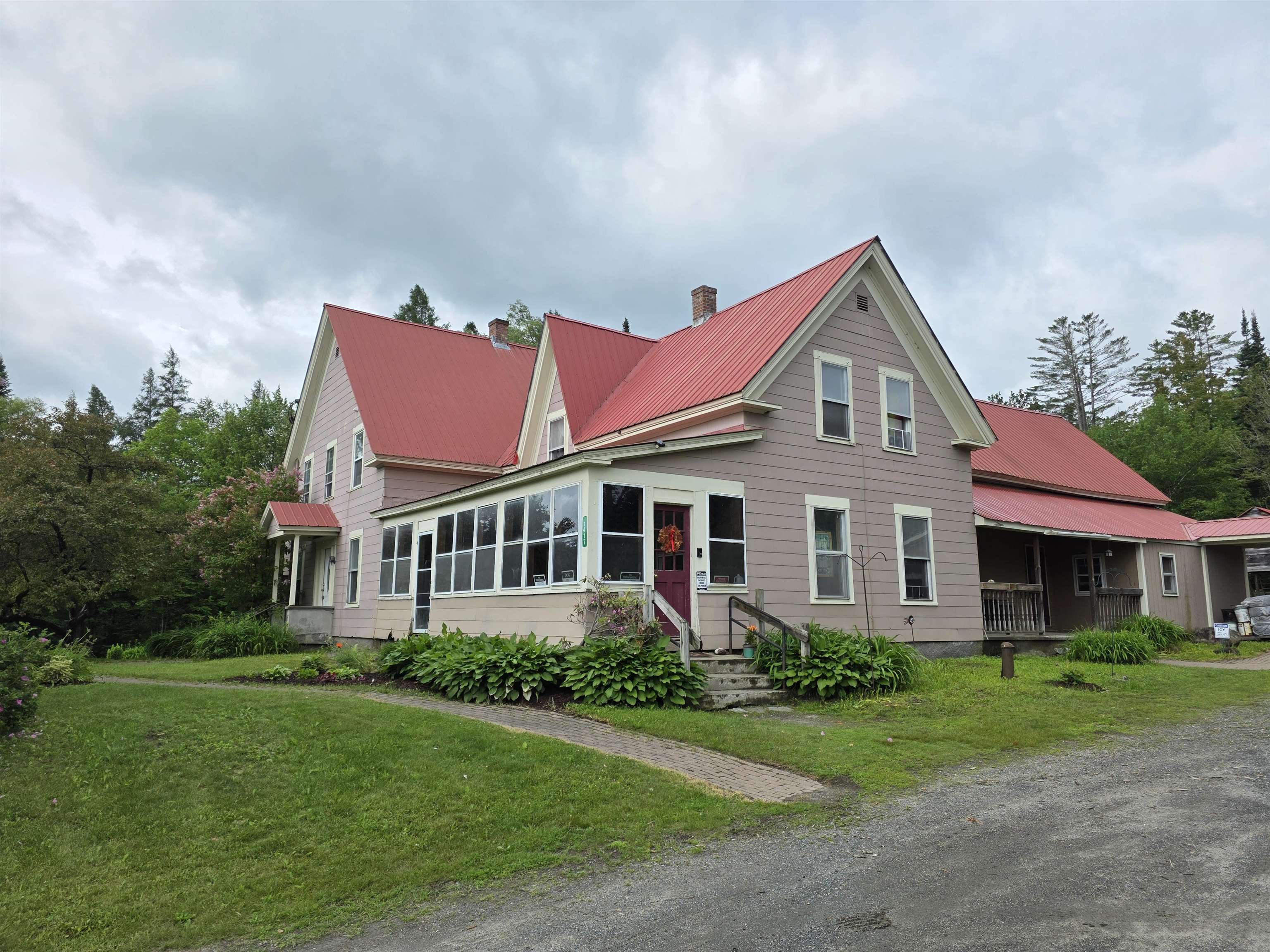 1417 Main Street Concord, VT 05824 - Photo 1 of 47