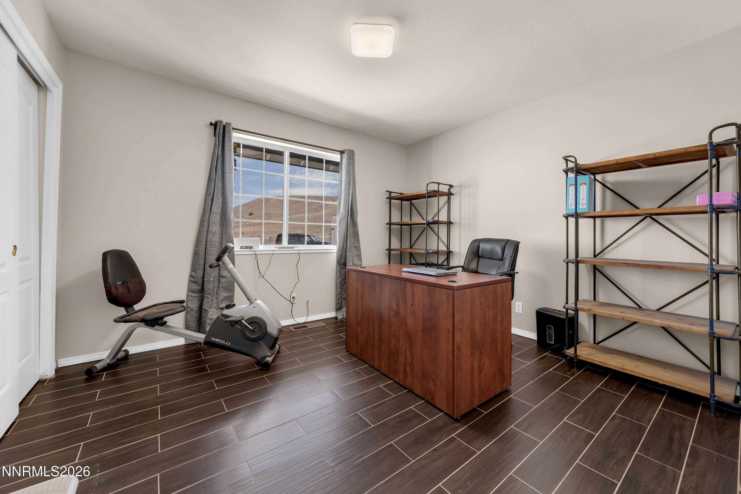 5855 Quaking Aspen Road Reno, NV 89510 - Photo 24 of 60 QuakingAspen5855-024