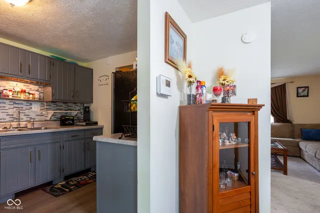 $179,000 | 2631 Pawnee Drive, Indianapolis, IN 46229