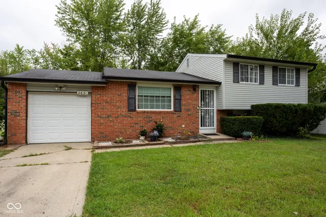 $179,000 | 2631 Pawnee Drive, Indianapolis, IN 46229